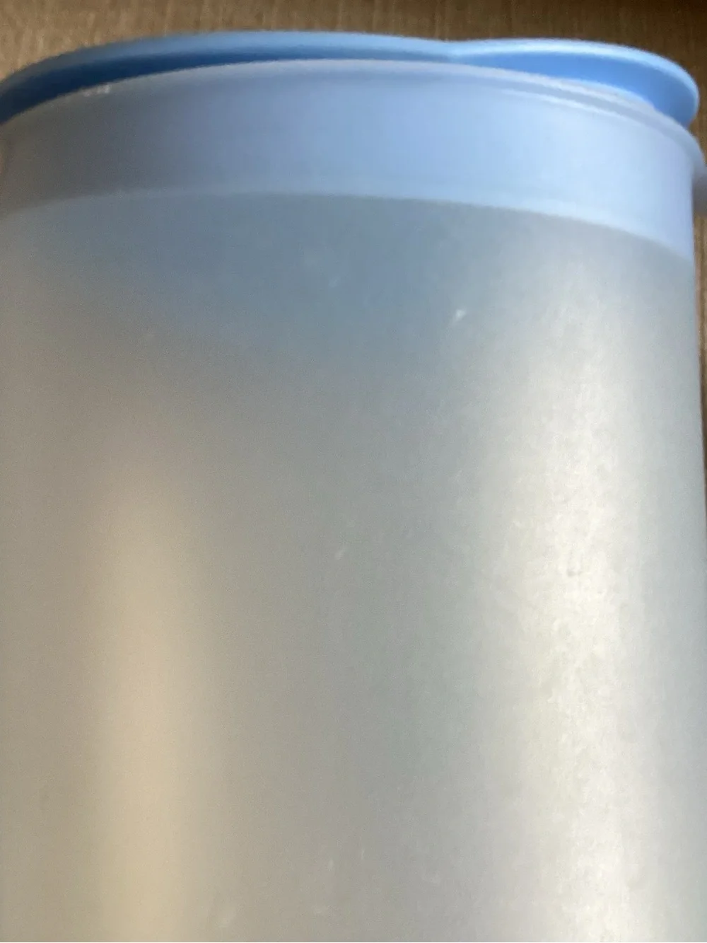Tupperware pitcher Tupperware Pitcher 3333B Baby Blue Impressions Slim
